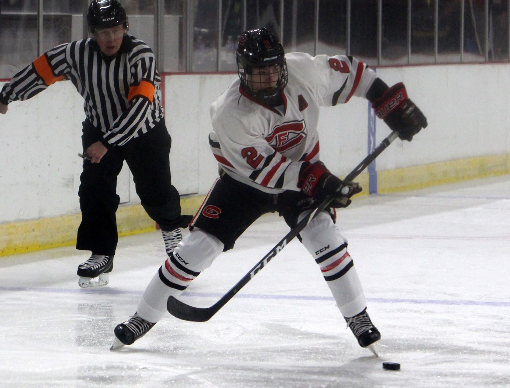 Chi-Hi boys hockey vs Verona at Division 1 state semifinals 3-6-20